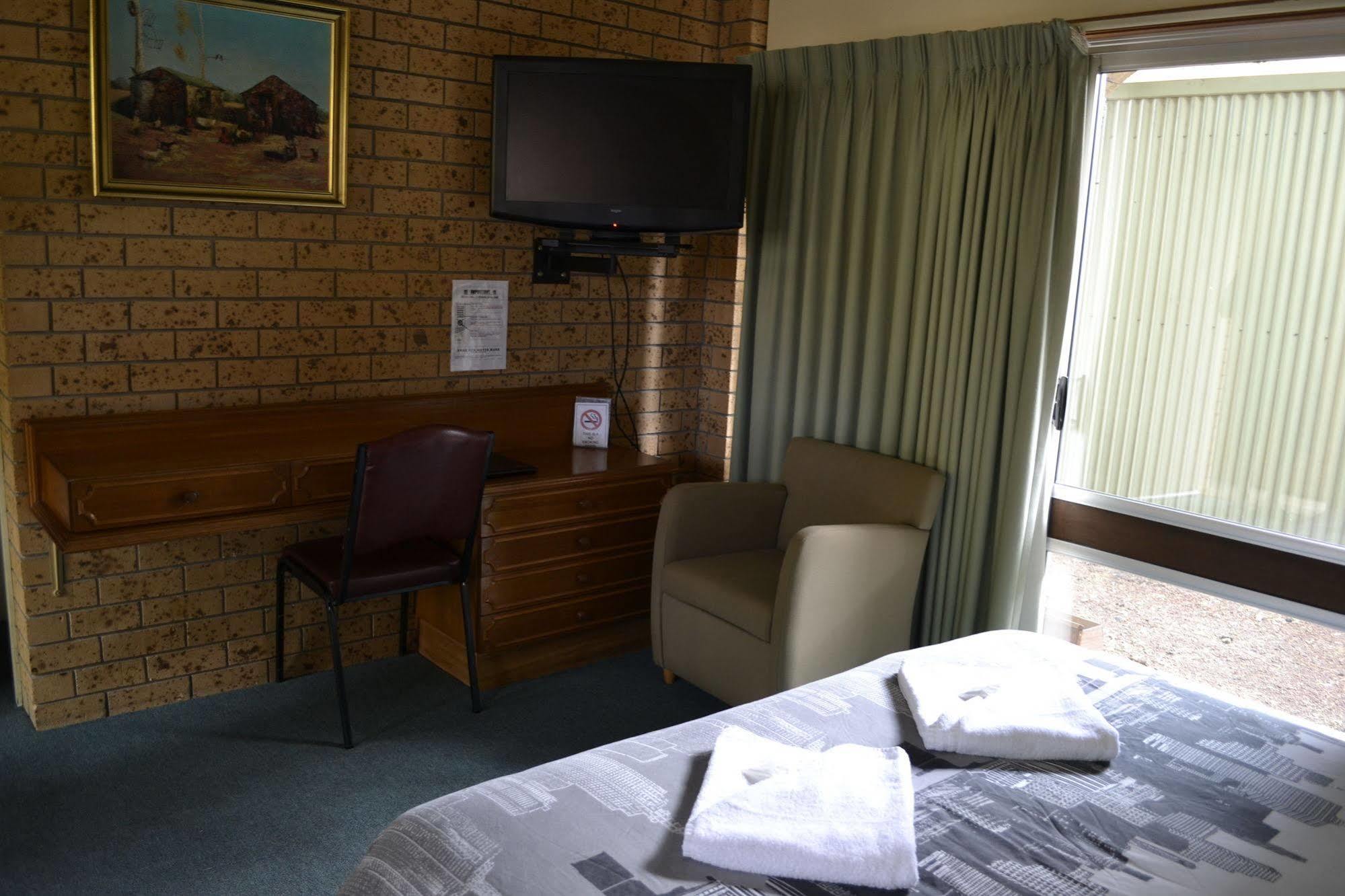 Colac Mid City Motor Inn Exterior foto